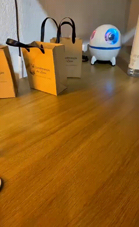 Peças personalizadas em etapa final de produção artesanal